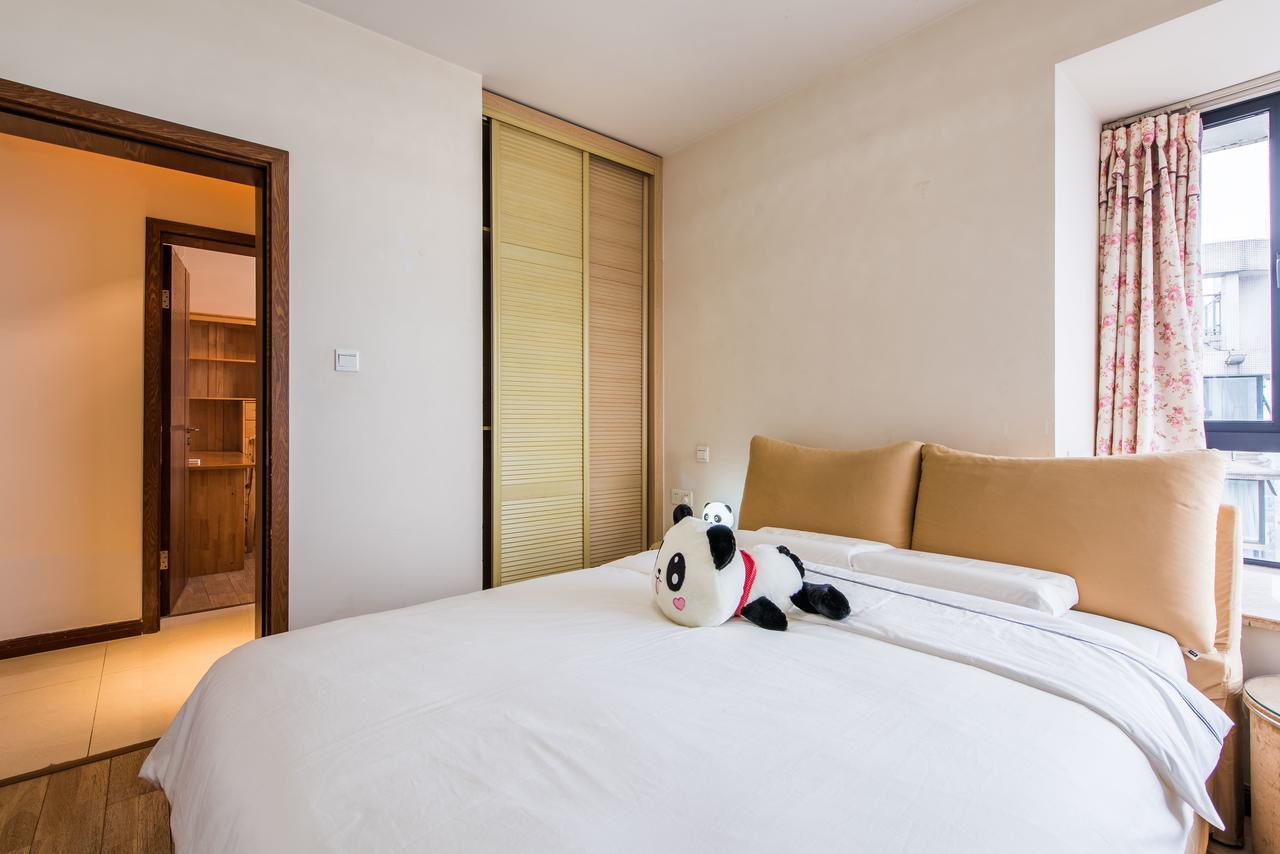 Pandahouse Aparthotel Чънду Екстериор снимка
