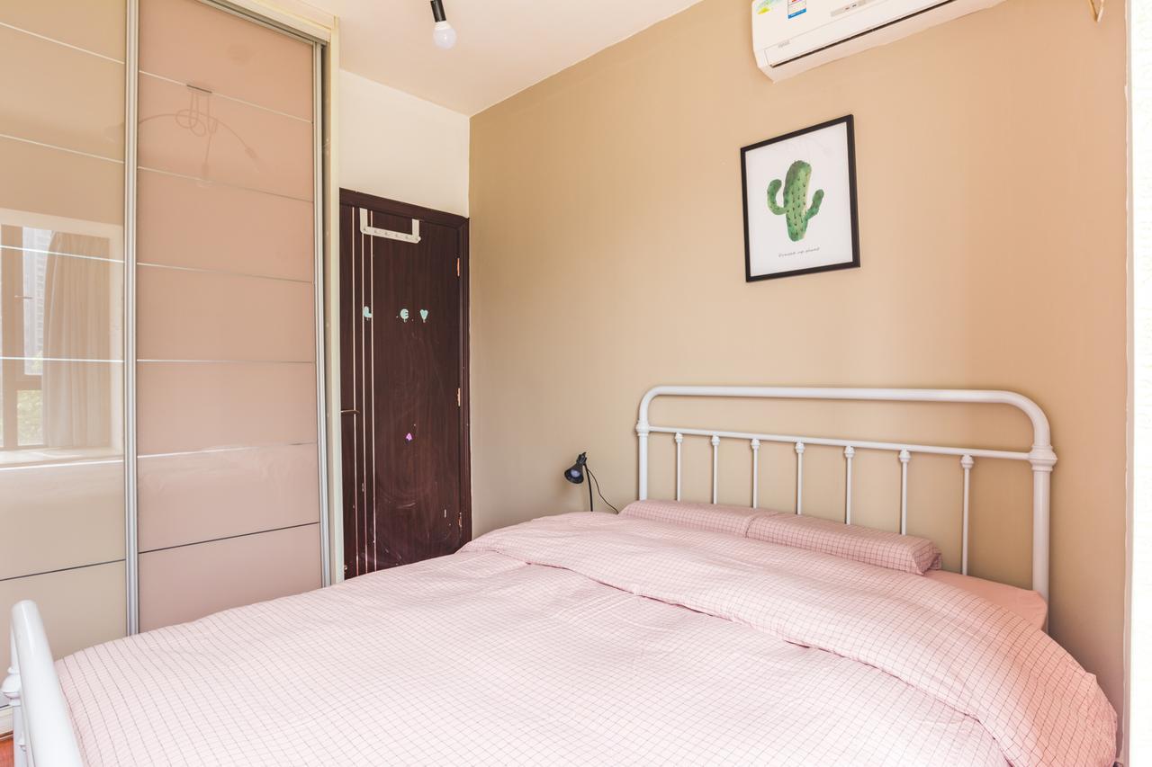 Pandahouse Aparthotel Чънду Екстериор снимка